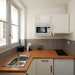 302 - Sejournez Dans Un Studio De Charme A Paris 5
