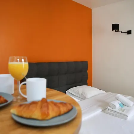 302 - Sejournez Dans Un Studio De Charme A 5 *