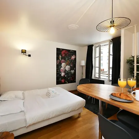 302 - Sejournez Dans Un Studio De Charme A 5 * Paris